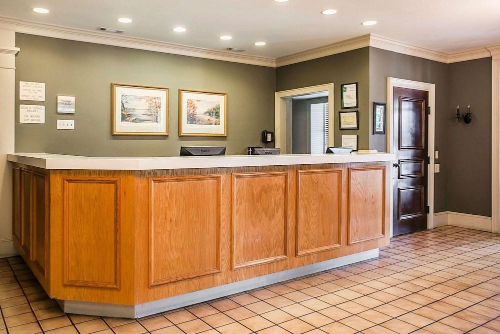 Quality Inn & Suites Санті Екстер'єр фото
