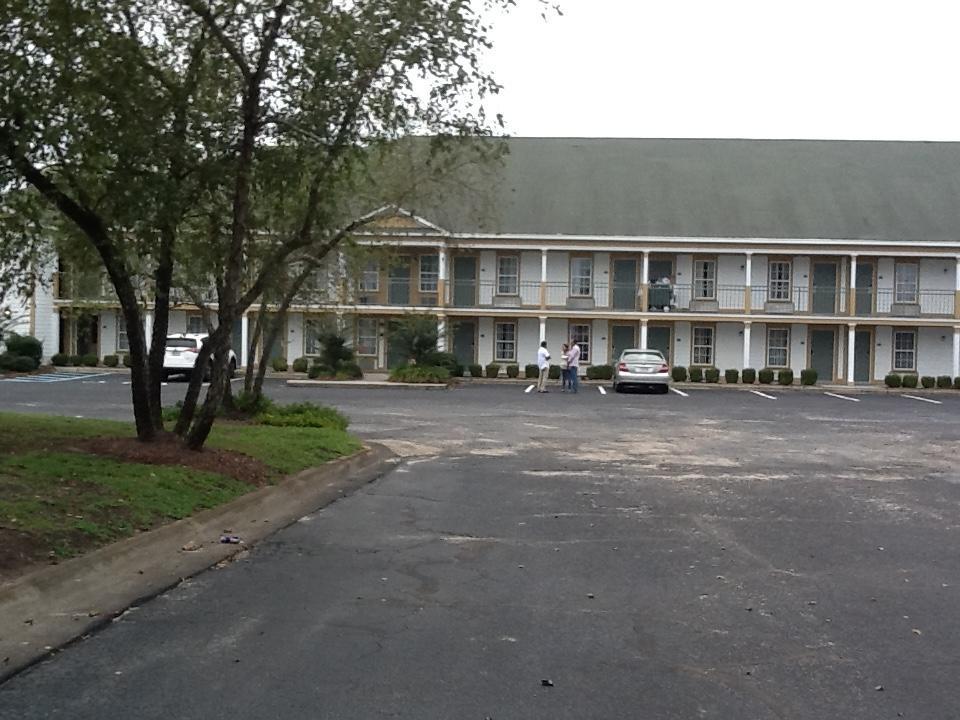 Quality Inn & Suites Санті Екстер'єр фото