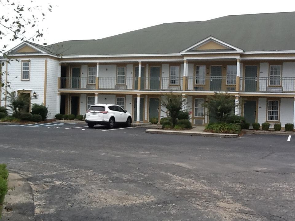 Quality Inn & Suites Санті Екстер'єр фото