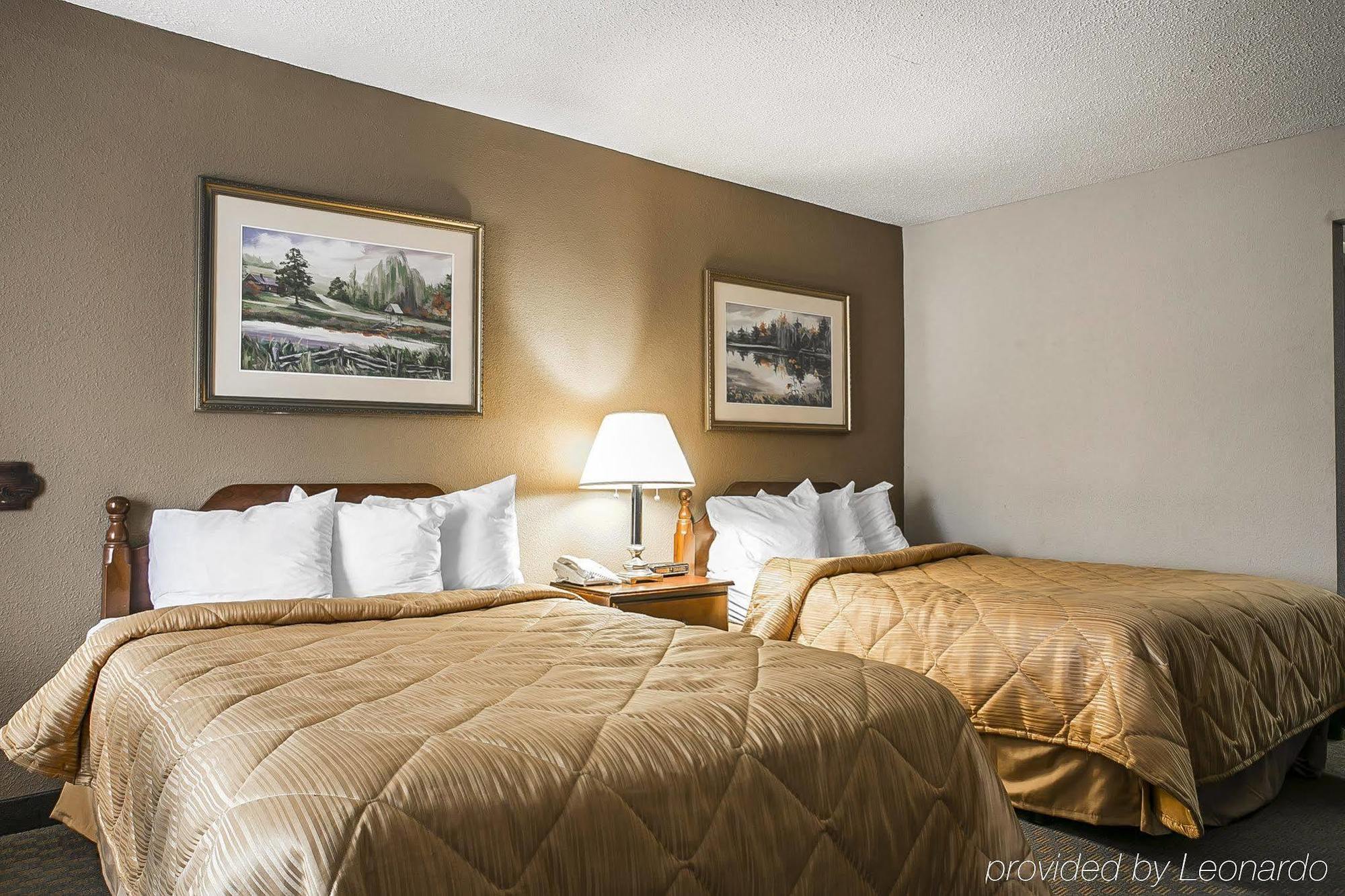 Quality Inn & Suites Санті Екстер'єр фото